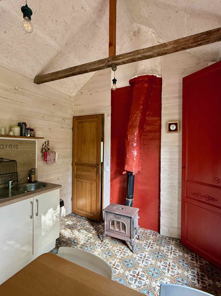 Amiens-hortillonnages-D-Une-Ile-a-l-autre-Au-Marais-cuisine-deux