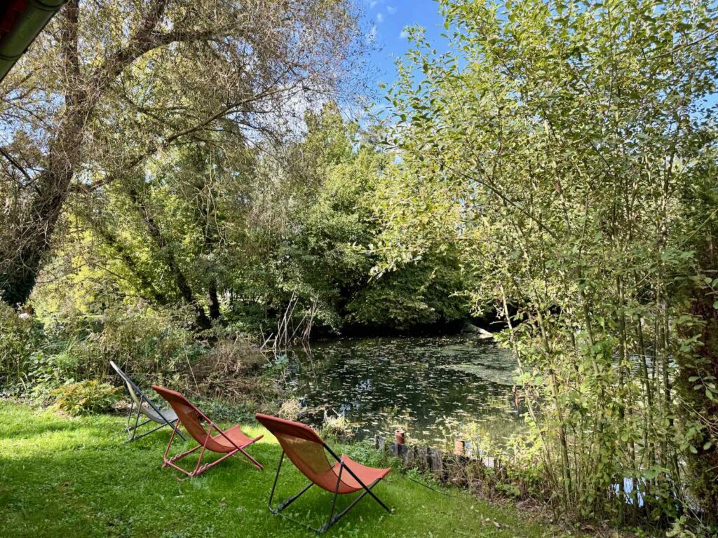 Amiens-hortillonnages-D-Une-Ile-a-l-autre-fauteuils